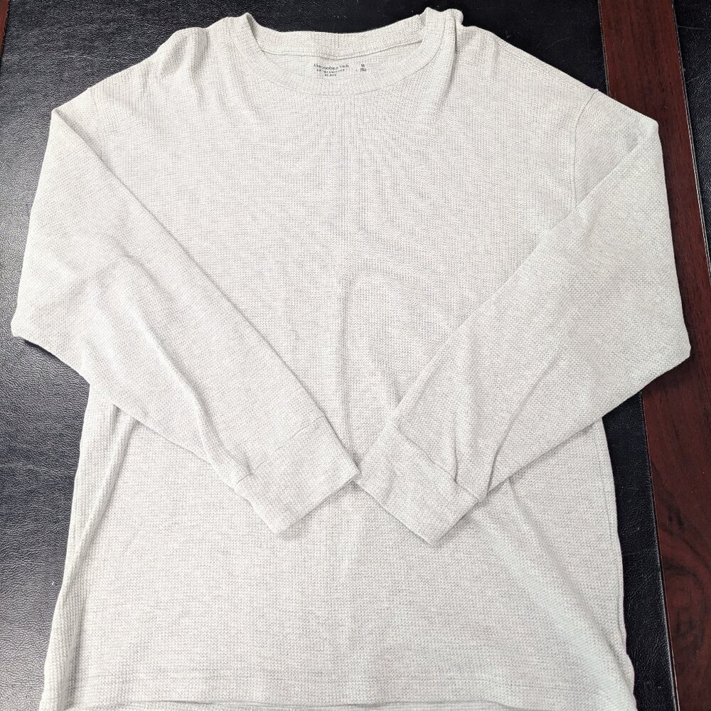 Like New Abercrombie & Fitch Relaxed Fit Sweater Medium